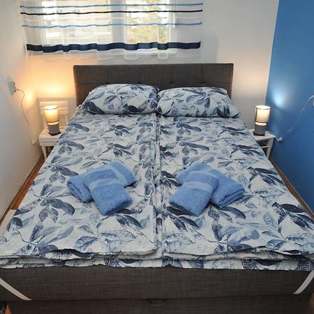 Aba Apartman Ni Esterno foto